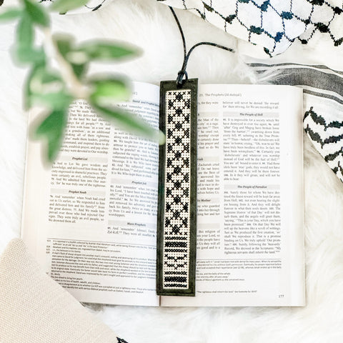 Tatreez Bookmark - Hand Embroidered tatreez