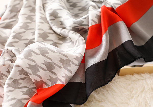 Keffiyeh hijab - silk scarf